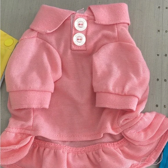 Assorted dog accessories - Picture 3 of 5